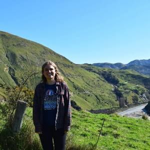 Meet your Posher, Julia